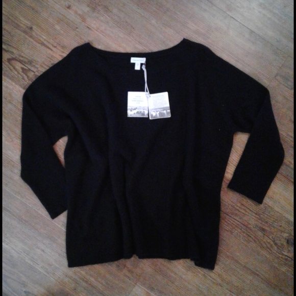 Garnet Hill Sweaters - Garnet Hill Cashmere black sweater